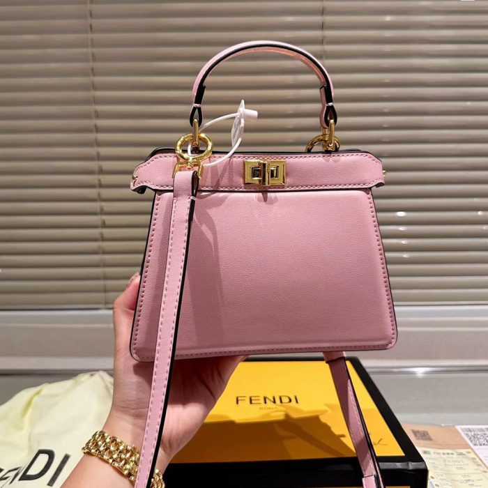 FENDI Peekaboo ISeeU Bag Small(Perfect Replica) - Image 6