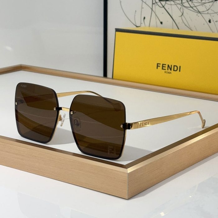 Fendi Butterfly Metal Frame Mirror Sunglasses Top quality (Perfect Replica) - Image 4