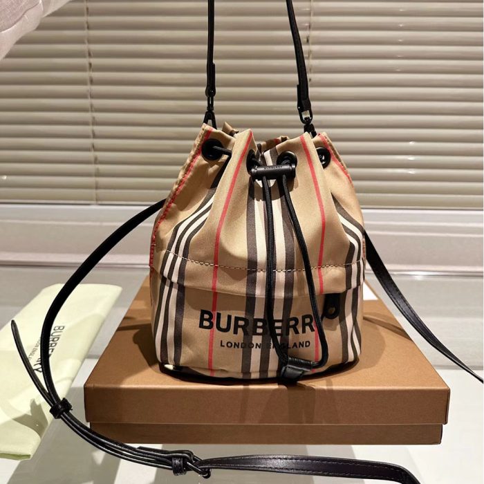 Burberry Striped Drawstring Ba(Perfect Replica)