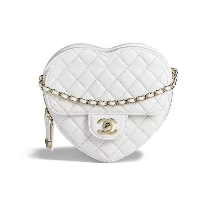 Chanel Heart Bag (Perfect Replica) - Image 2