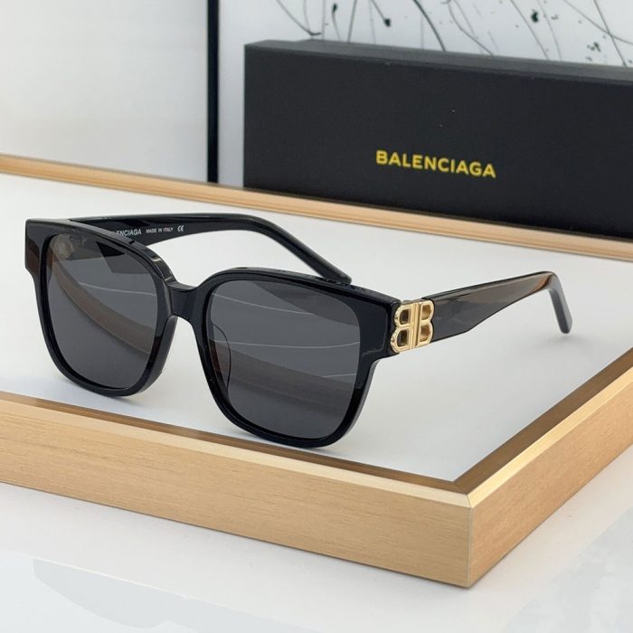 Balenciaga Retro trend Plate Frame sunglasses Top quality (Perfect Replica) - Image 3