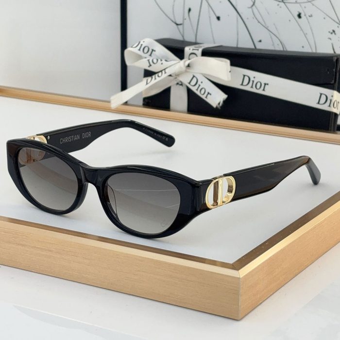 Dior The Hollow Logo of The Mirror Leg sunglasses Top quality (Perfect Replica)