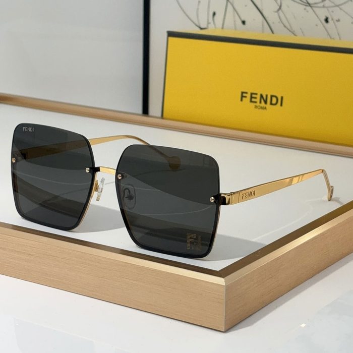 Fendi Butterfly Metal Frame Mirror Sunglasses Top quality (Perfect Replica) - Image 5