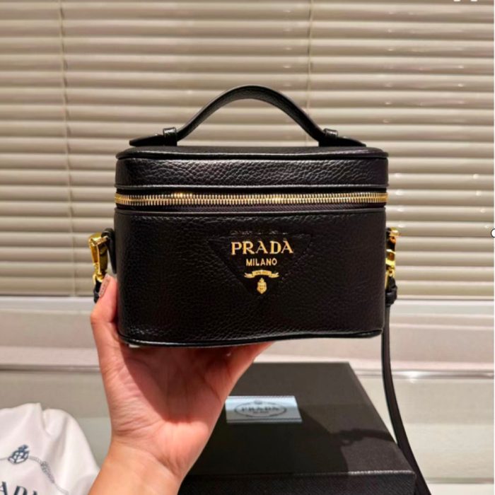 Prada Leather Makeup Bag (Perfect Replica)