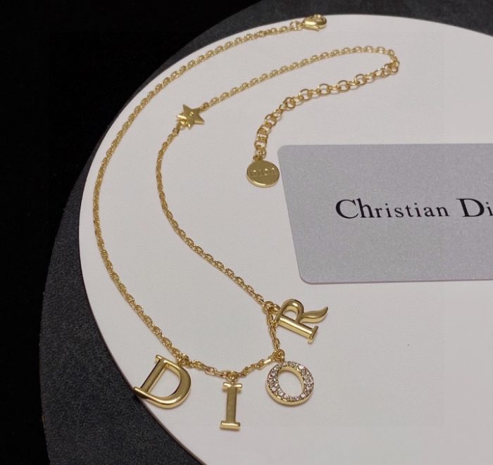 Christian Dior Necklaces(Perfect Replica) - Image 3