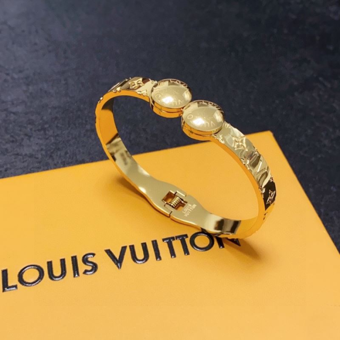 Louis Vuitton LV Bracelets (Perfect Replica)