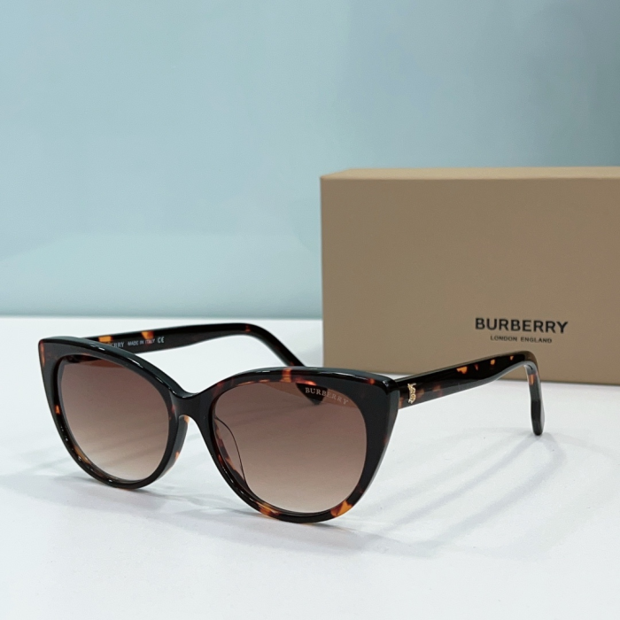 Buberry Fashionable Cat-eye Sunglasses Top quality (Perfect Replica) - Image 6