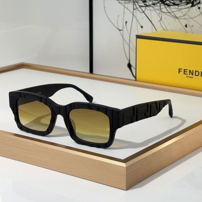 Fendi Full frame Logo Sunglasses Top quality (Perfect Replica) - Image 8