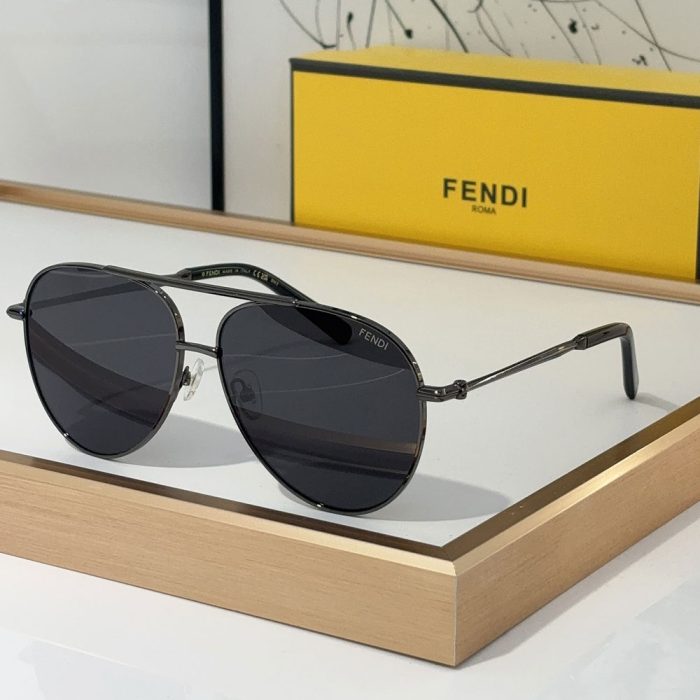 Fendi Aviator metal Sunglasses Top quality (Perfect Replica) - Image 2