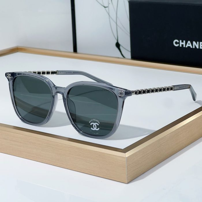 Chanel Mirror leg Hollowed out Logo Sunglasses Top quality (Perfect Replica) - Image 3