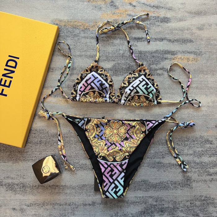 Versace Two-piece Bikini Swimwear(Perfect Replica)