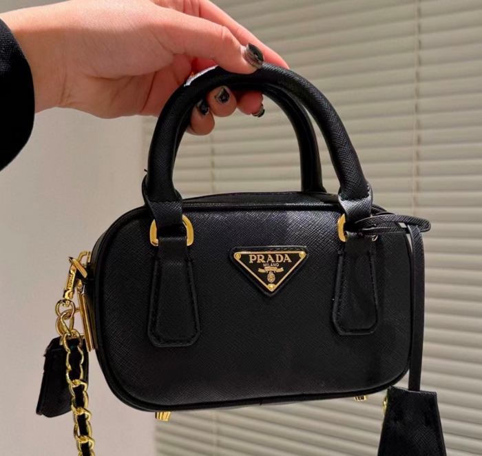 Prada Saffiano Leather Handbag(Perfect Replica)