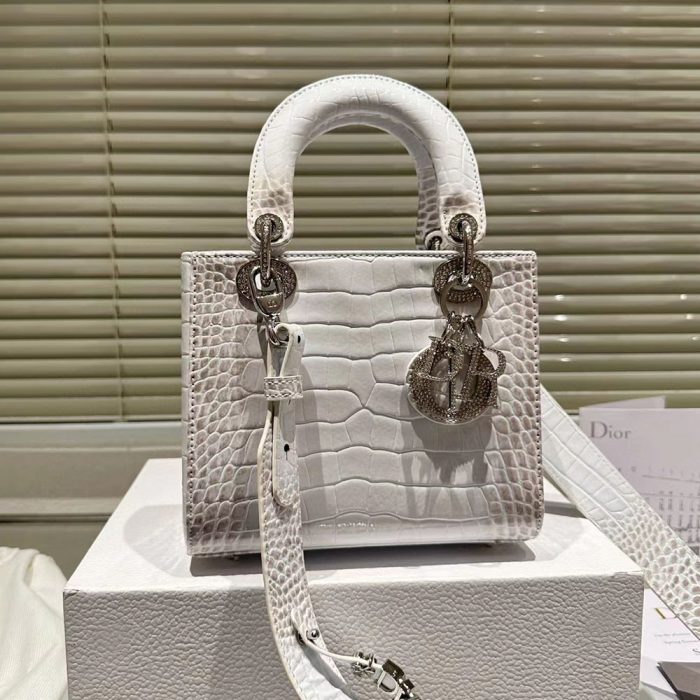 DIOR Lady Dior Diamond Buckle Bag(Perfect Replica)