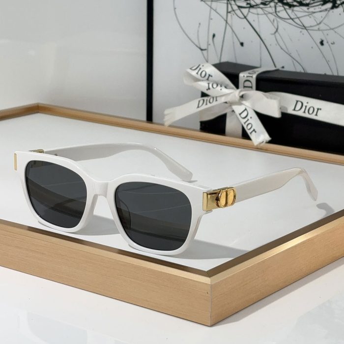 Dior Hinge Design Acetate Fibre sunglasses Top quality (Perfect Replica) - Image 4