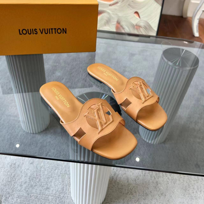 Louis Vuitton LV Lsola Leather Flat Aandals Slide Sandal (Perfect Replica) - Image 8