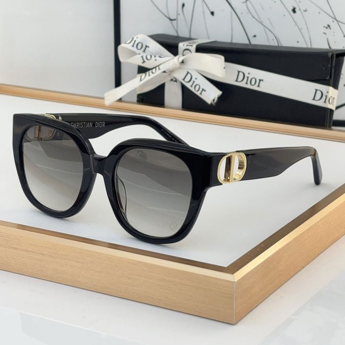 Dior 30MONTAIGNE S10F Mark Hinge sunglasses Top quality (Perfect Replica) - Image 4