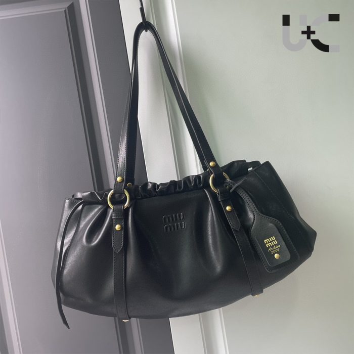 MIU MIU leather bag (Perfect Replica)