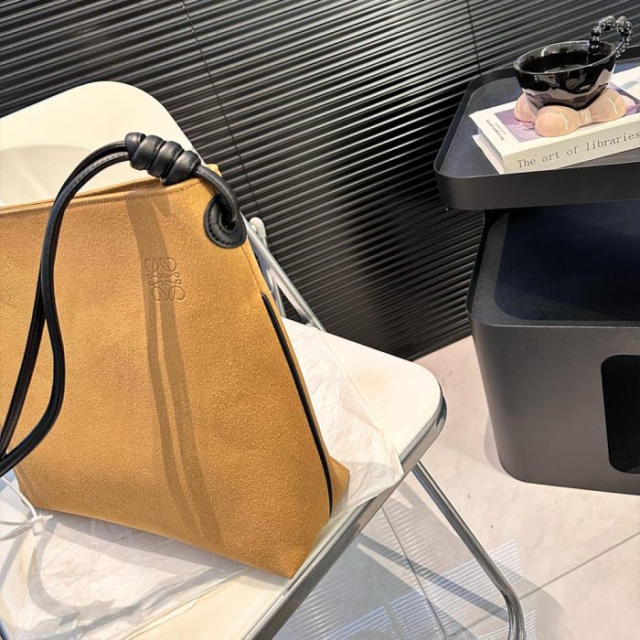 LOEWE Suede Tote Bag (Replica) - Image 6