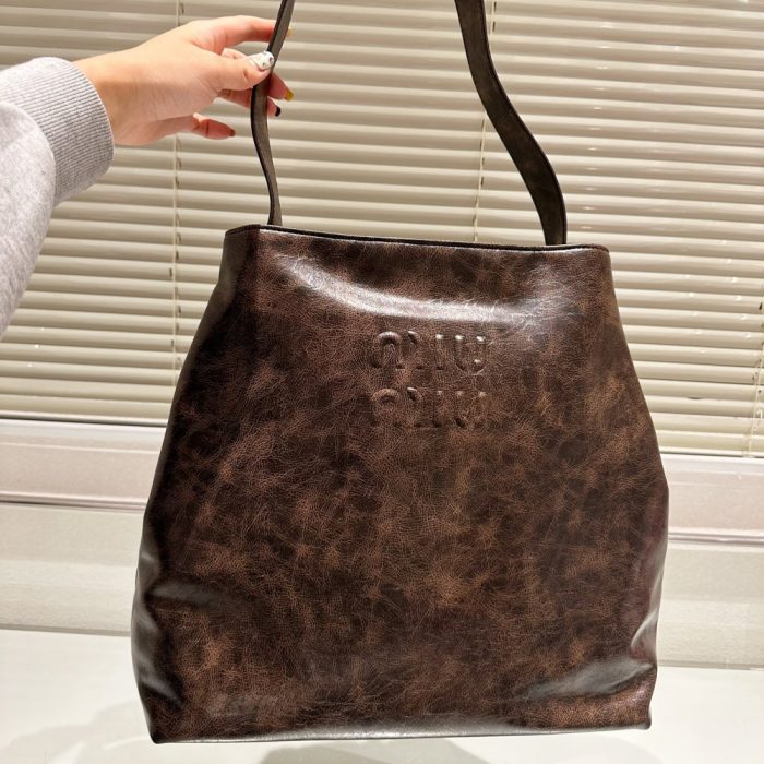 MIU MIU Hobo Leather Shoulder Handbag(Perfect Replica)