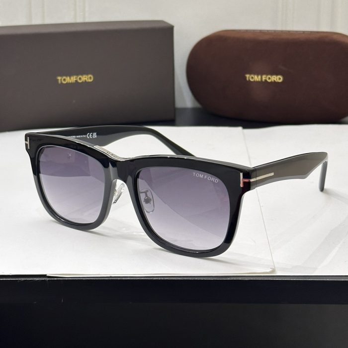 Tom Ford Gradient Clear Sunglasses Top Quality(Perfect Replica) - Image 6