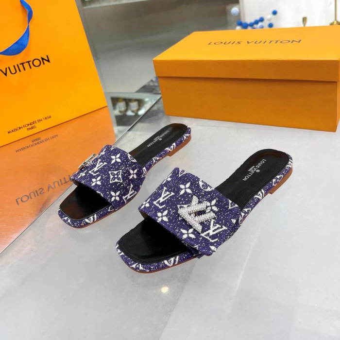 Louis Vuitton LV Flat Flat Flip-flops Slide Sandal (Perfect Replica) - Image 4