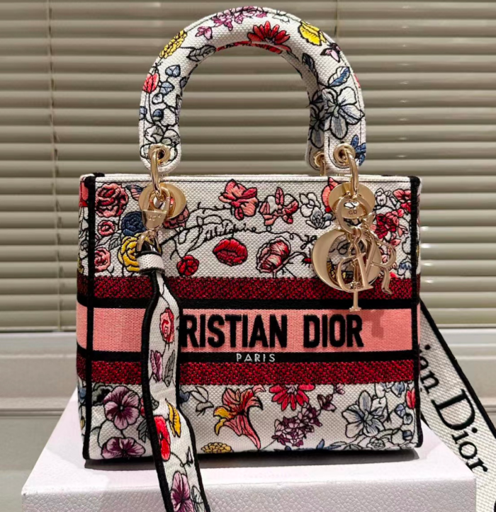 Dior The LADY D-LITE Bag Collection(Perfect Replica) - Image 2