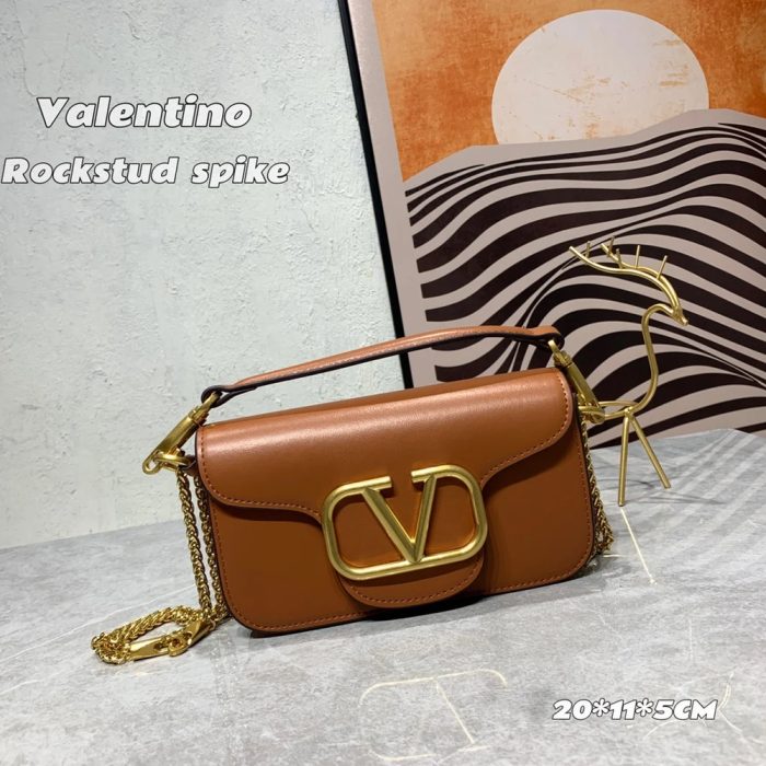 VALENTINO GARAVANI V Logo Baguette Shoulder Bag Ladies MINILOCO Calfskin Bag (Perfect Replica) - Image 7