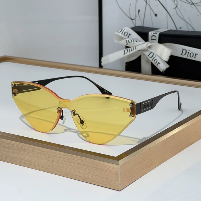 Dior Fashion Leisure Rimless sunglasses Top quality (Perfect Replica) - Image 3