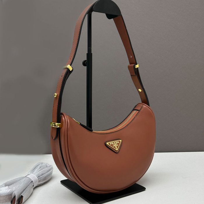 Prada Arqu?Shoulder Bag - Image 4