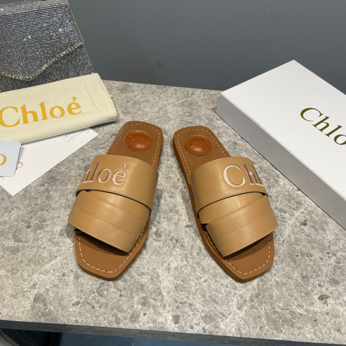 Chloe Leather Logo Embroidery Shoes Sandal (Perfect Replica) - Image 7