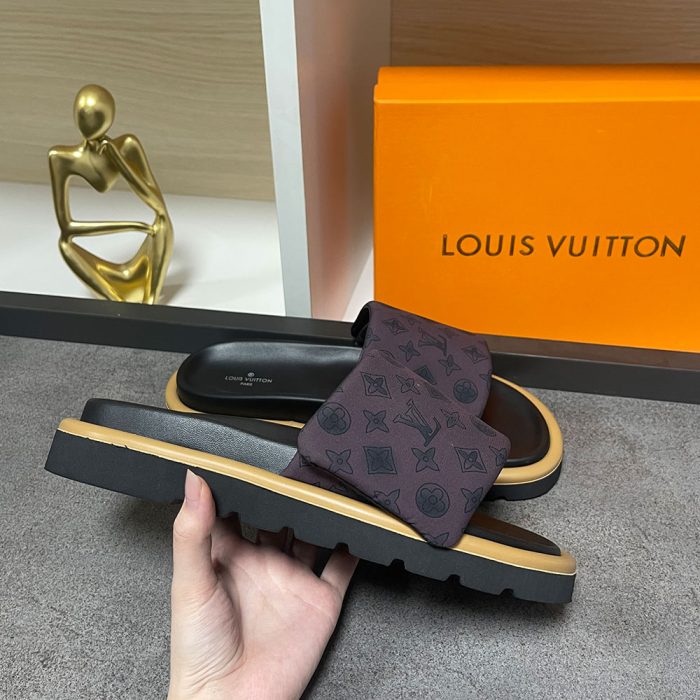 Louis Vuitton LV Pool Pillow Fabric Flat Slide Sandals (Perfect Replica) - Image 10