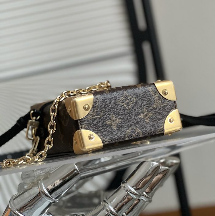 Louis Vuitton LV Camera Bag(Perfect Replica) - Image 6