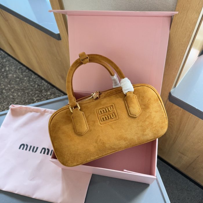 Miumiu Arcadie Padded Suede Tote Bag (Replica) - Image 4