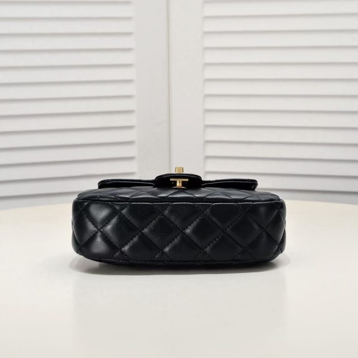 Chanel coco Leather Handle Shoulder Crossbody Bag(Perfect Replica) - Image 4