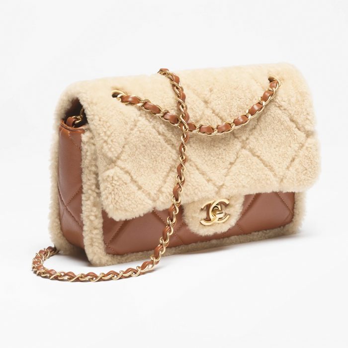 Chanel Autumn and Winter Series Flap Bag (Replica) - Image 2