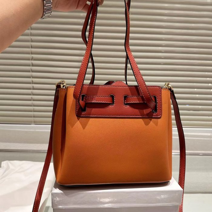 Loewe Handheld Crossbody Bag(Perfect Replica) - Image 5