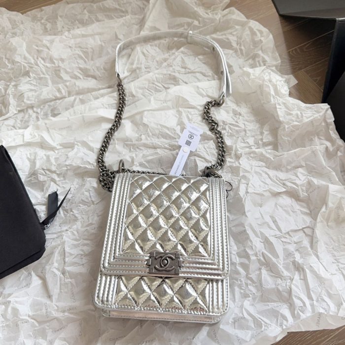 Chanel Leboy Phone Bag(Perfect Replica) - Image 5