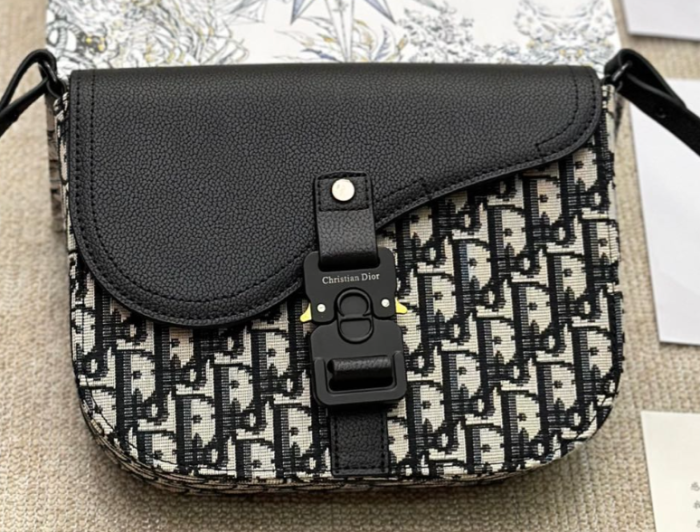 Dior Saddle With Strap Bag(Perfect Replica)