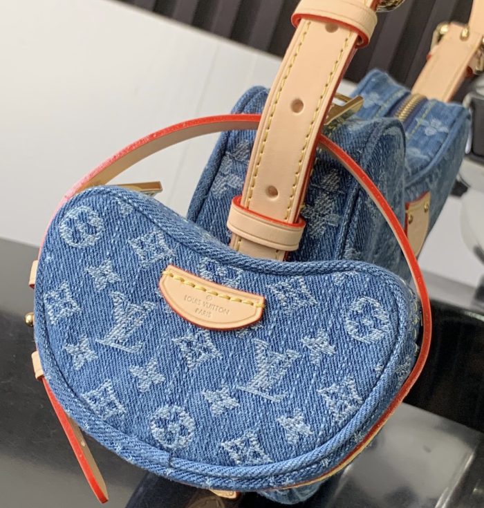 Louis Vuitton LV CROISSANT Denim Handbag(Perfect Replica) - Image 6