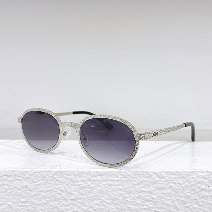 Dior Slim Metal Gold Frame sunglasses Top quality (Perfect Replica) - Image 4