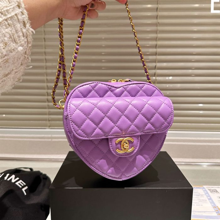 Chanel Heart Bag (Perfect Replica) - Image 7