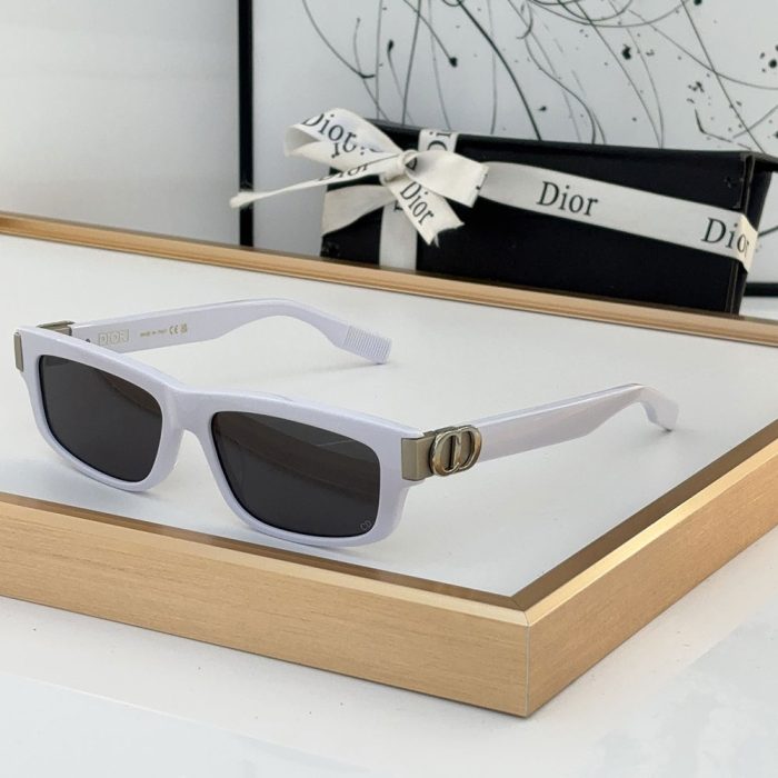 Dior Mirror Leg Stereoscopic Logo Acetate Fibre sunglasses Top quality (Perfect Replica) - Image 4