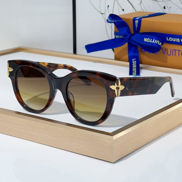 Louis Vuitton LV Clockwise Canvas sunglasses Top quality (Perfect Replica) - Image 3