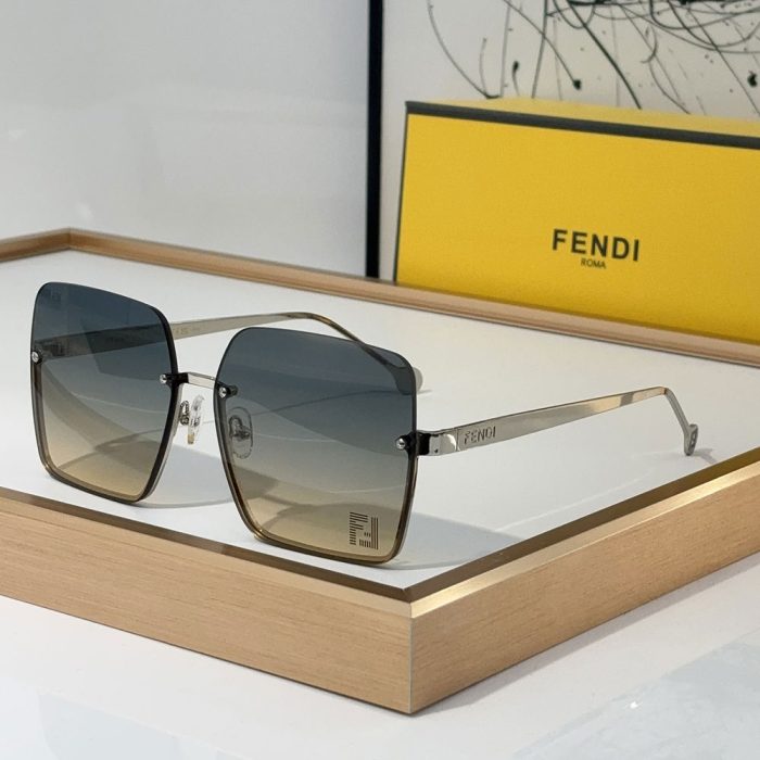 Fendi Butterfly Metal Frame Mirror Sunglasses Top quality (Perfect Replica) - Image 2