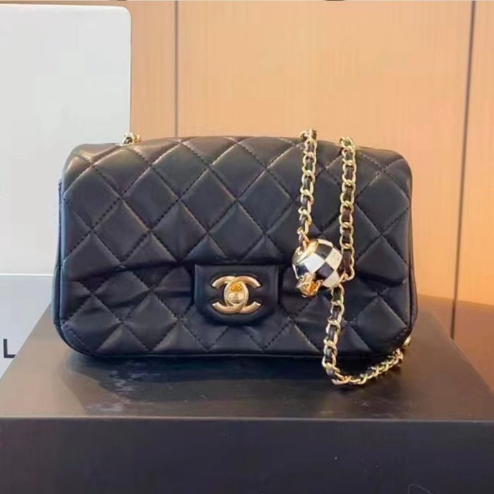 Chanel Quilted Enamel CC Pearl Crush Mini Flap Black(Perfect Replica) - Image 4