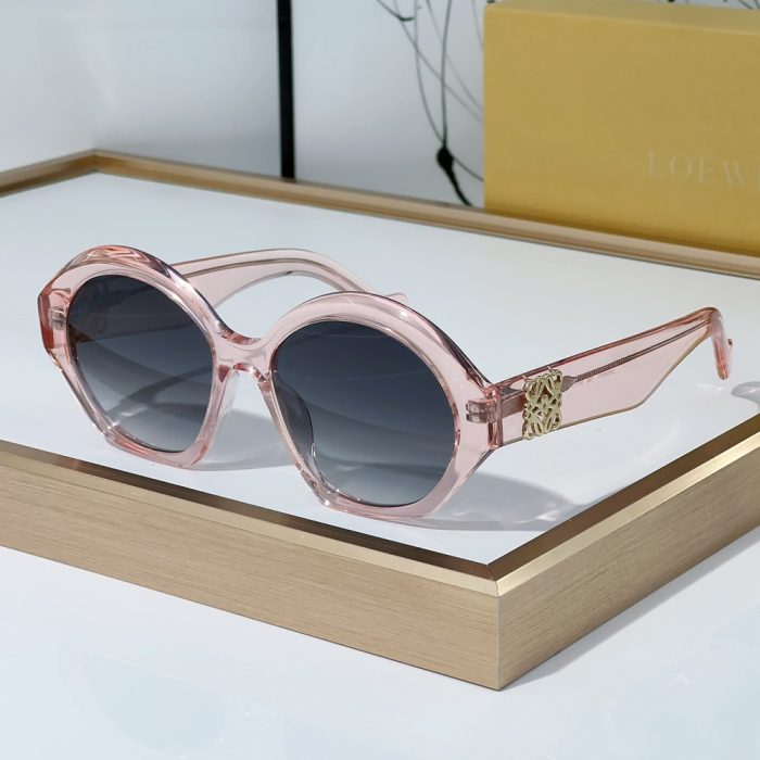 Loewe Outdoor Sun Protection Sunglasses Top quality (Perfect Replica) - Image 3