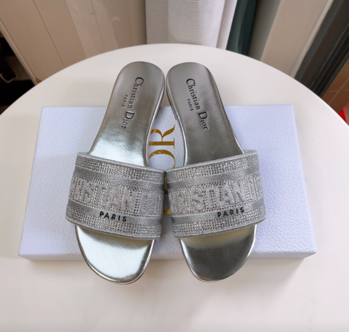 Dior DWAY Slide Slipper Sandals With Diamonds (Perfect Replica)