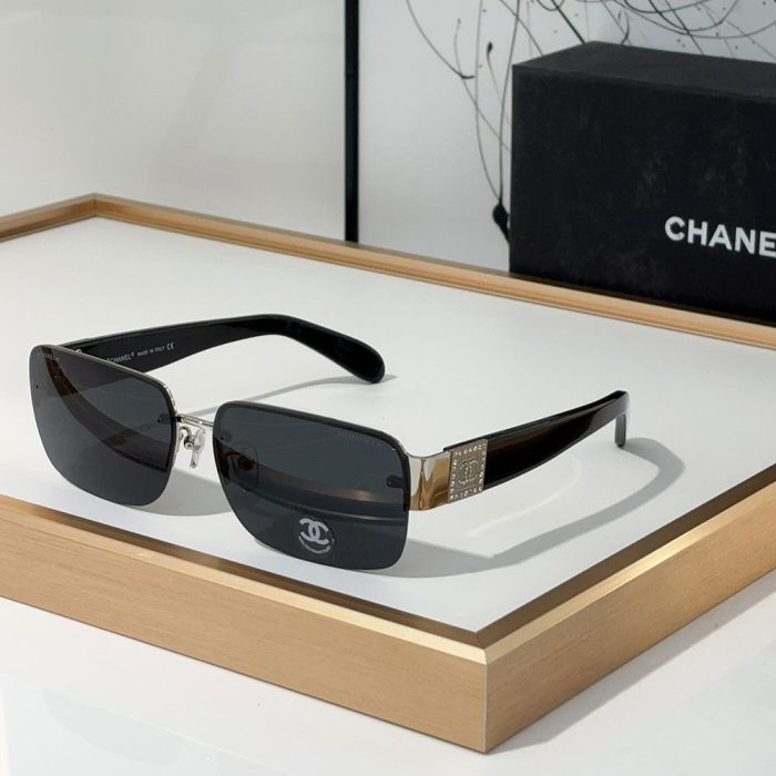 Chanel Half frame Sunglasses Top quality (Perfect Replica) - Image 4