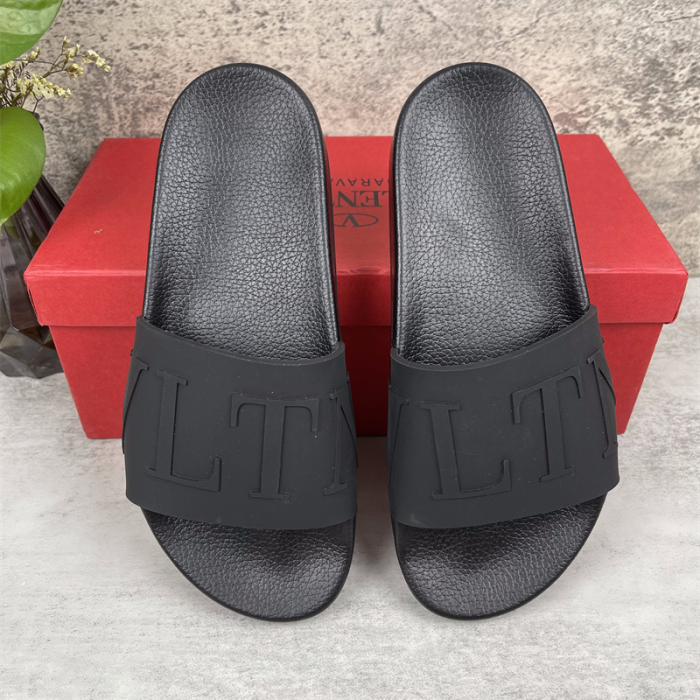 Valentino Rubber Simple And Casual Slide Sandal(Perfect Replica) - Image 9