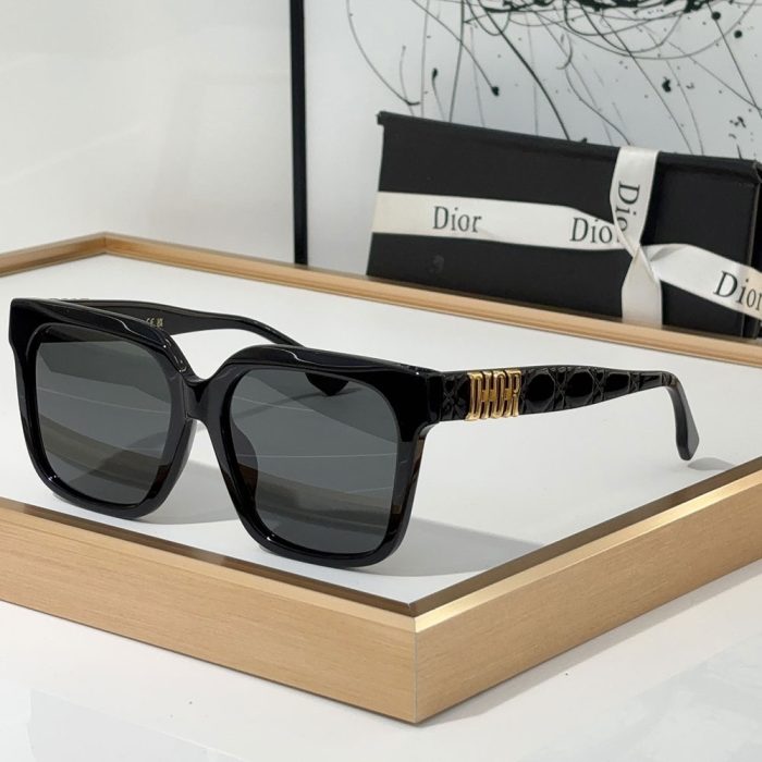 Dior Mirror Leg Stereoscopic Logo sunglasses Top quality (Perfect Replica) - Image 2